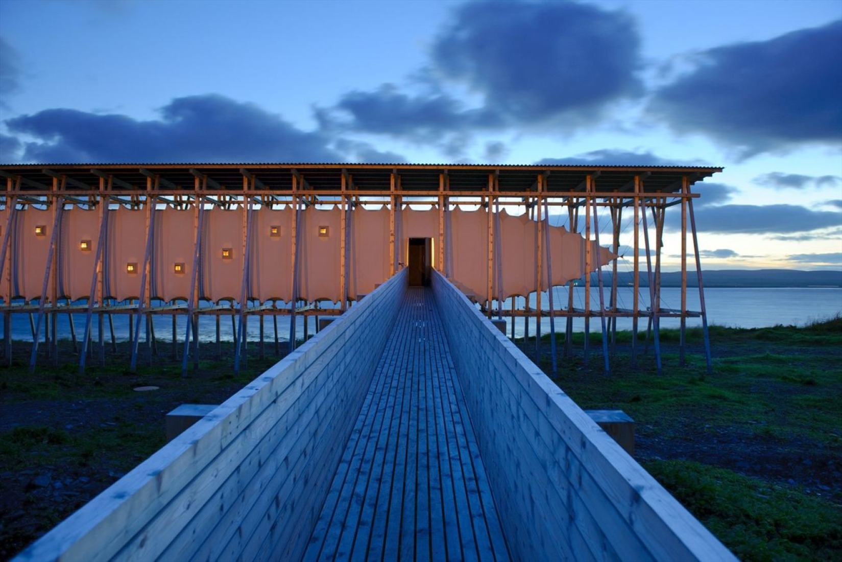 II] STEILNESET MINNESTED by Peter Zumthor & Louise Bourgeois